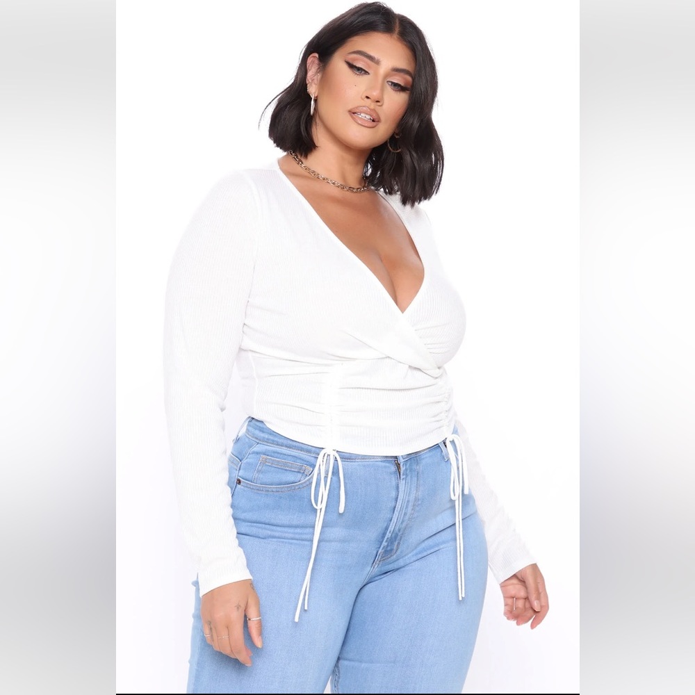 Ruched And Stunning Ribbed Top - Ivory